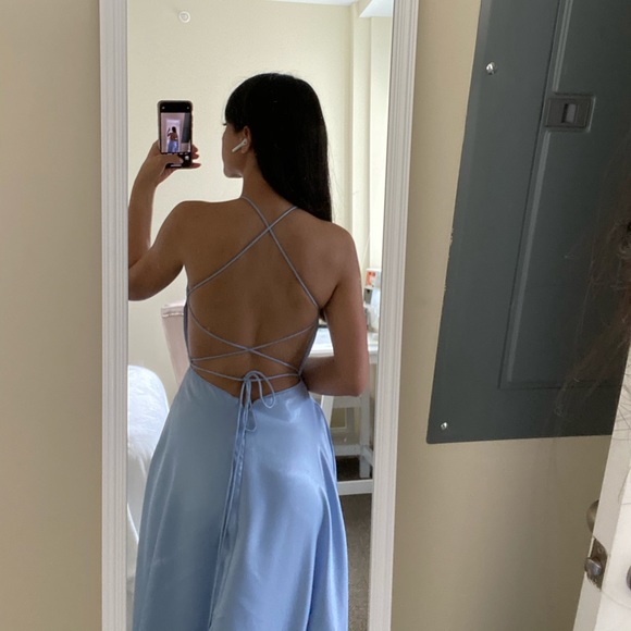 Ice blue ball gown - Picture 2 of 3